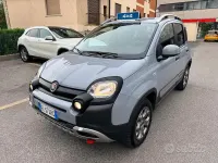 Usata Fiat Panda Cross Cross 90 CV (66 kW) 2017 Grigio Utilitaria