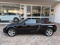 Usata Toyota MR2 140 CV (102 kW) 2000 Nero Cabrio