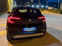 Usata Renault Captur Equilibre 101 CV (74 kW) 2024 Nero SUV