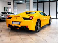 Usata Ferrari 458 570 CV (419 kW) 2012 Giallo triplo strato Cabrio