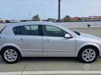 Usata Opel Astra 120 CV (88 kW) 2007 Berlina