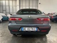 Usata Alfa Romeo 156 144 CV (105 kW) 1999 Grigio Berlina