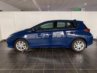 usata Toyota Auris Hybrid -