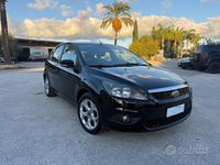 Usata Ford Focus 90 CV (66 kW) 2010 Nero Berlina