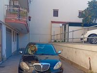 Usata Lancia Ypsilon 80 CV (58 kW) 2004 Nero Utilitaria