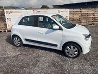 Usado Renault Twingo Intens 65 CV (47 kW) 2021 Blanco Utilitario