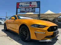 Usata Ford Mustang GT 450 CV (330 kW) 2022 Giallo Coupé