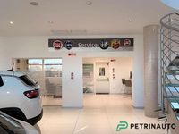 Nuova Jeep Avenger EV Summit 61 kW (84 CV) 2025 Stone metallizzato SUV