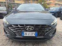 Usata Hyundai i30 Prime 120 CV (88 kW) 2023 Grigio scuro Station wagon