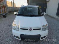 Usata Fiat Panda 4x4 Climbing 69 CV (50 kW) 2010 Bianco Utilitaria