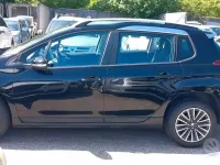 Usata Peugeot 2008 Active 99 CV (72 kW) 2017 Nero SUV