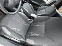 Usata Peugeot 208 Active 68 CV (50 kW) 2014 Bianco Utilitaria
