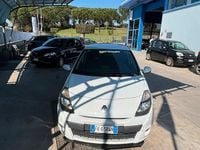 Usata Renault Clio II 75 CV (55 kW) 2011 Bianco Berlina