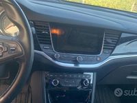 usata Opel Astra 5ª serie - 2017