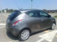 Usata Lancia Ypsilon 60 CV (44 kW) 2011 Grigio Utilitaria