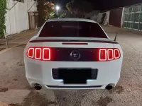 Usata Ford Mustang 305 CV (224 kW) 2013 Bianco Berlina