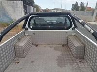 Usata Mitsubishi L200 87 CV (63 kW) 2011 Bianco Pick-up