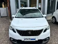 Usata Peugeot 2008 Allure 99 CV (72 kW) 2016 Bianco SUV