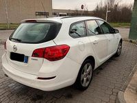 Usata Opel Astra 2011 Bianco Station wagon
