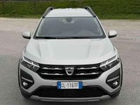 Usata Dacia Jogger Comfort 101 CV (74 kW) 2022 Argento Monovolume