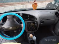 Usata Ford Fiesta 2000 Verde Berlina