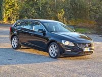 Usata Volvo V60 R-Design 163 CV (119 kW) 2012 Nero Station wagon