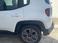 Usata Jeep Renegade 120 CV (88 kW) 2015 Bianco SUV