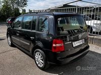 Usata VW Touran Highline 101 CV (74 kW) 2004 Nero Monovolume