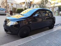 Usata Lancia Ypsilon 69 CV (50 kW) 2015 Nero Utilitaria