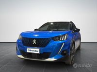 Usata Peugeot e-2008 GT 100 kW (136 CV) 2021 Blu tetto nero SUV