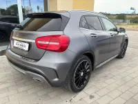 Usata Mercedes GLA200 Premium 136 CV (100 kW) 2015 Grigio SUV
