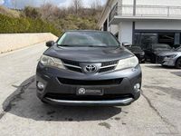Begagnad Toyota RAV4 Lounge 124 HK (91 kW) 2014 Grå SUV