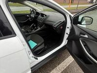 Usata Ford Focus 115 CV (84 kW) 2013 Bianco Station wagon