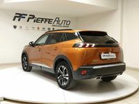 Usata Peugeot 2008 Allure 131 CV (96 kW) 2020 Orange fusion SUV