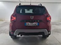 Usata Dacia Duster 90 CV (66 kW) 2022 Rosso SUV