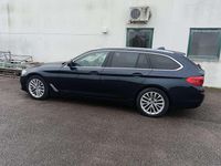 Usata BMW 520 Luxury Line 190 CV (139 kW) 2019 Blu/azzurro Station wagon
