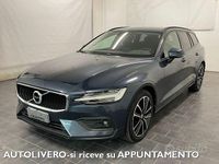Usata Volvo V60 Momentum 150 CV (110 kW) 2019 Blu Station wagon