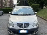 Usata Lancia Musa 95 CV (69 kW) 2005 Monovolume