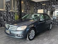 Usata Mercedes C220 Avantgarde 170 CV (125 kW) 2011 Grigio Berlina