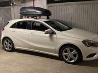 Usata Mercedes A180 Premium 109 CV (80 kW) 2015 Bianco Berlina