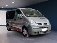 Usata Renault Trafic 135 CV (99 kW) 2006 Grigio Monovolume