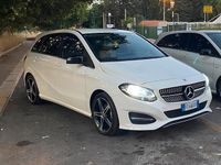 Usata Mercedes B180 109 CV (80 kW) 2016 Utilitaria