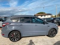Usata Ford Kuga S 120 CV (88 kW) 2019 Grigio SUV