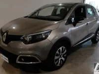 Usata Renault Captur Zen 90 CV (66 kW) 2015 Oro SUV