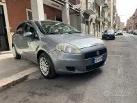 Usata Fiat Grande Punto Dynamic 65 CV (47 kW) 2006 Grigio Utilitaria