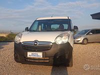 Usata Opel Combo 120 CV (88 kW) 2016 Bianco Monovolume
