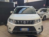 Usata Suzuki Vitara 111 CV (81 kW) 2019 Bianco SUV
