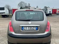 Usata Lancia Ypsilon 60 CV (44 kW) 2006 Grigio Utilitaria