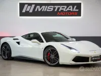 Usata Ferrari 488 670 CV (492 kW) 2016 Bianco Coupé