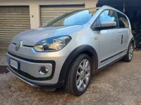 Usata VW up! 75 CV (55 kW) 2016 Argento Utilitaria